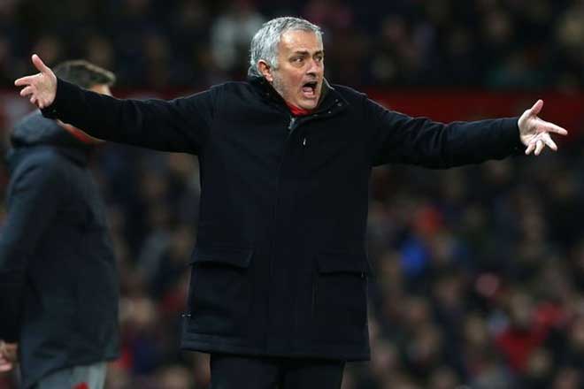 Tin HOT bóng đá tối 1/1: &#34;Mourinho tự nhận MU kém&#34; - 1