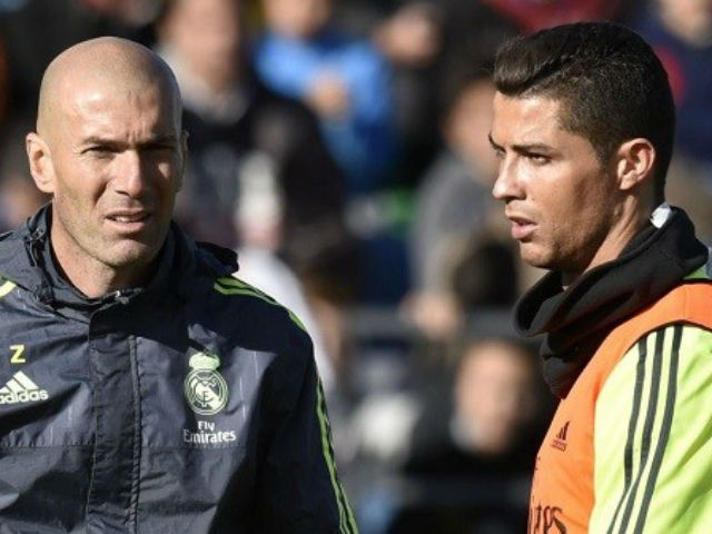 Ronaldo ủ mưu rời Real: Ra oai “đại ca”, lấn quyền Zidane