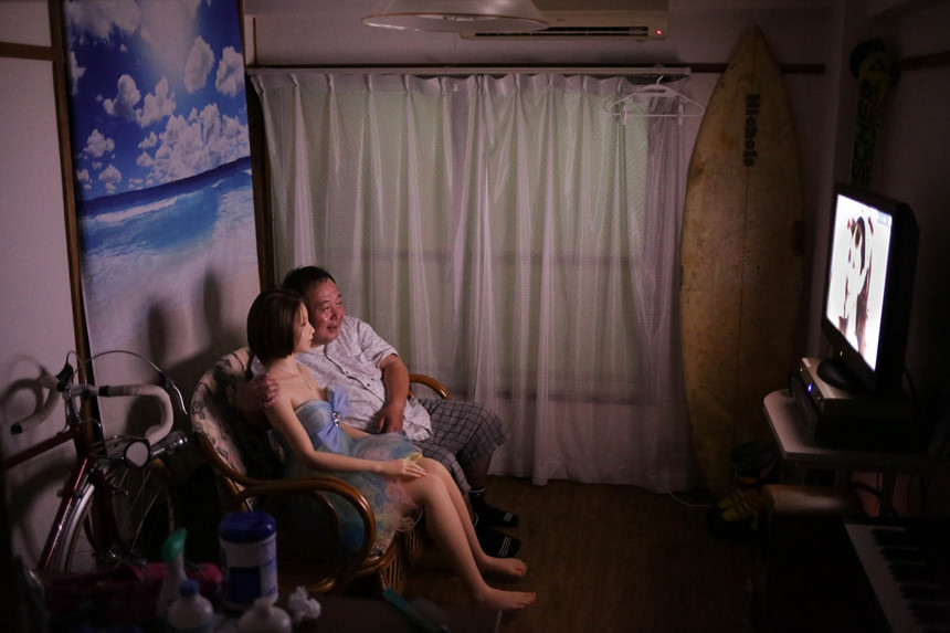 Robot tình dục giống người, cạm bẫy mê hoặc của sextoy - 2