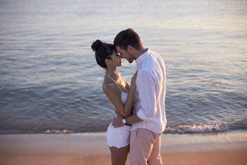 &#34;Vòng eo 58&#34; bầu bí vẫn sexy khó rời mắt như thế này đây! - 6