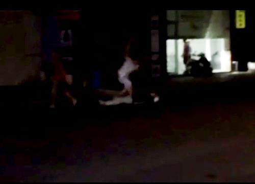 Lớn tiếng trong tiệm massage, thanh niên nhận cái kết đắng - 2