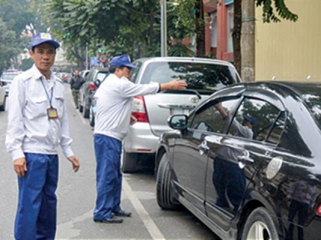 Hà Nội: Gửi xe 8 tiếng phải trả 300.000 đồng, dân bớt đi ôtô?