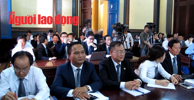 Hơn 70 luật sư tham gia phiên tòa xử ông Trầm Bê - 1
