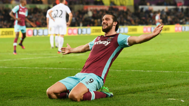 Tin HOT bóng đá tối 5/1: Chelsea gây sốc với Andy Carroll - 1