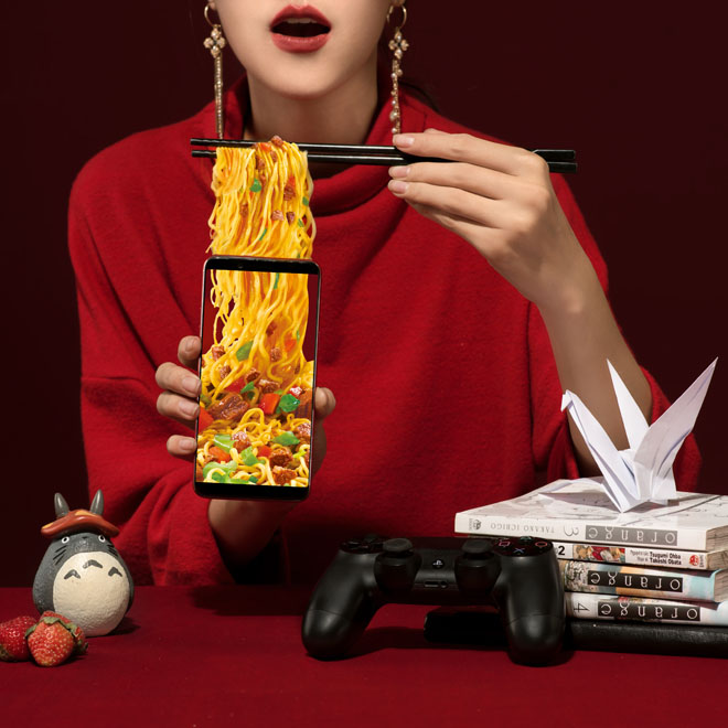 Đặt ngay điện thoại F5 đỏ cho cả năm may mắn - 2