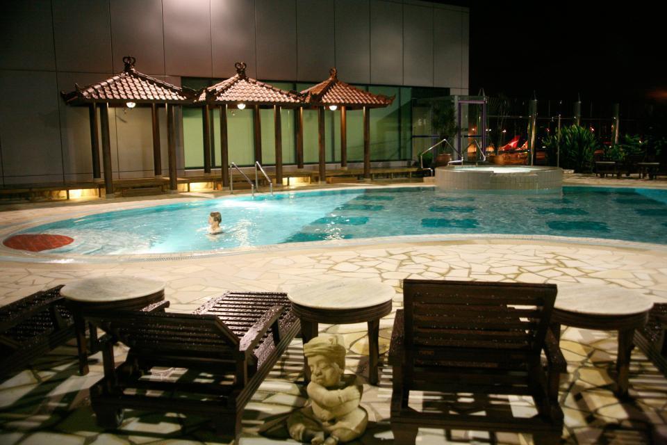 Những sân bay sang chảnh tới mức du khách chỉ muốn trễ chuyến để ở lại lâu - 6