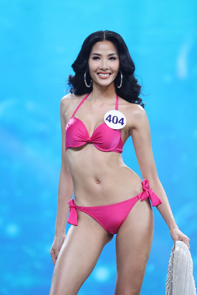 Khoảnh khắc đẹp mê hồn của top 3 Hoa hậu Hoàn vũ - 12