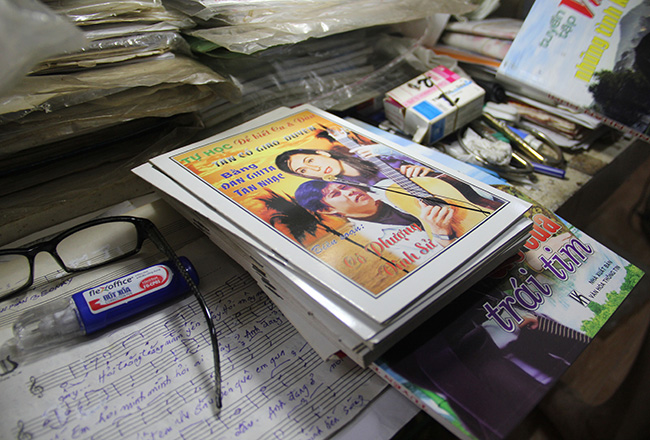 "Vua Bolero" Vinh Sử: Tuổi 75 một mình sau 3 đời vợ, thu nhập trăm triệu đồng một tháng - 3