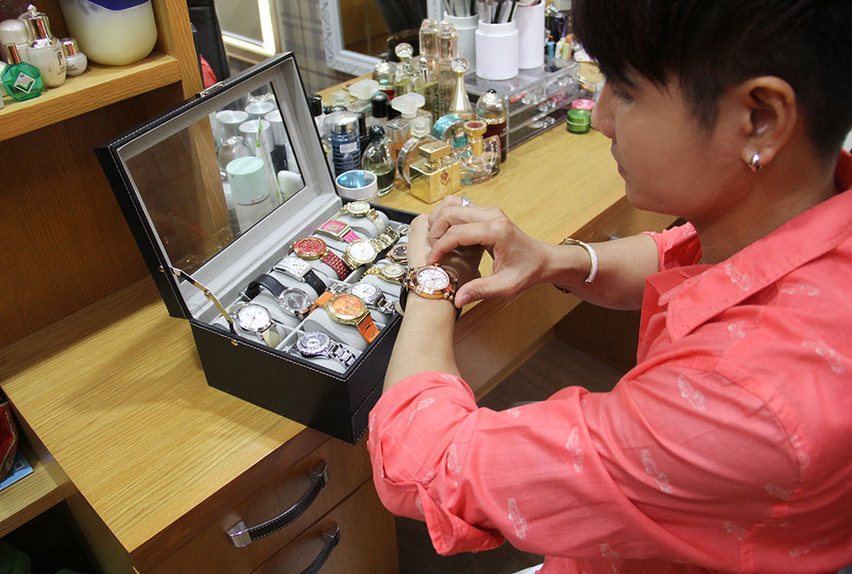 "Vua nhạc sàn" Lương Gia Huy cô đơn trong căn hộ 4 tỷ đồng tại Sài Gòn - 5