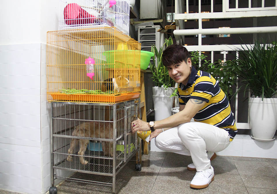 "Vua nhạc sàn" Lương Gia Huy cô đơn trong căn hộ 4 tỷ đồng tại Sài Gòn - 5