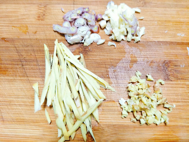 Lạnh thế này nấu gà rang gừng thì hao cơm phải biết - 3