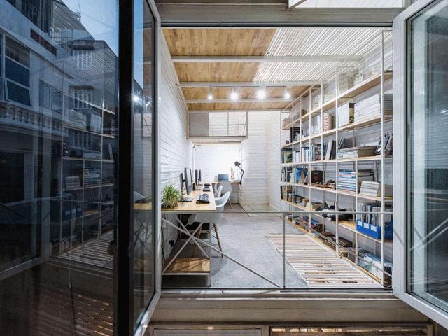 Kinh doanh - Nhà siêu mỏng xây không mất viên gạch nào ở Hà Nội khiến báo Tây cũng “choáng”