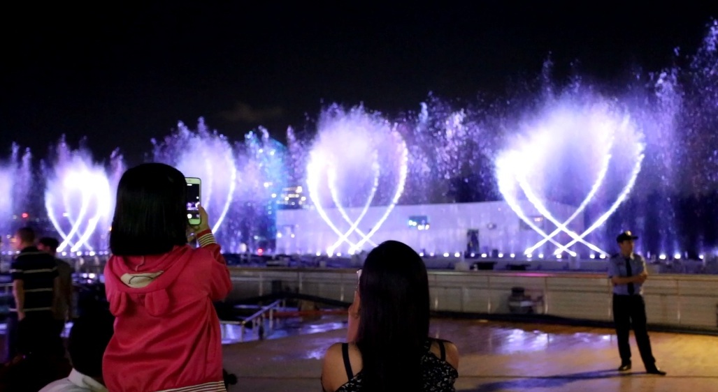 Đã mắt với nhạc nước “cực chất” ở khu Nam Sài Gòn - 11