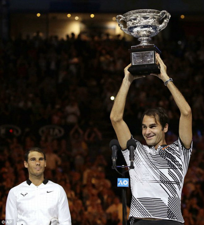 Australian Open, khoảnh khắc kinh động: Nadal ôm hận Federer - Djokovic - 1