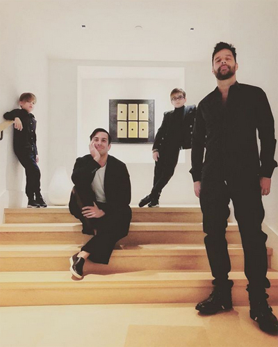 Ricky Martin đính hôn cùng người tình đồng tính kém 13 tuổi - 2
