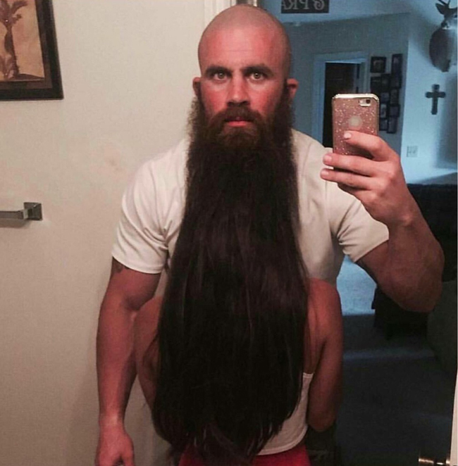 "Bộ râu" dài thế này nhiều ông lại thèm khát lắm.