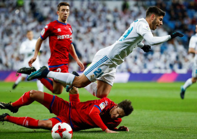 Real Madrid - Numancia: Tưng bừng 2 cú đúp, thẻ đỏ phút 92 - 1