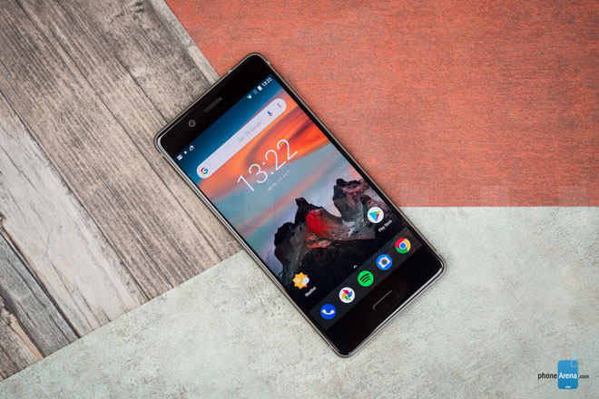 Top 10 smartphone có loa “khủng” nhất thị trường - 2