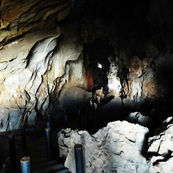 Ở Điện Biên có một hang động nguyên sơ đẹp đến khó tin - 2