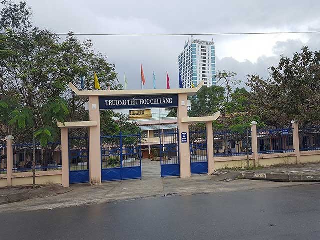 Pháp luật - Ngang nhiên vào lớp học cướp dây chuyền của hàng loạt học sinh