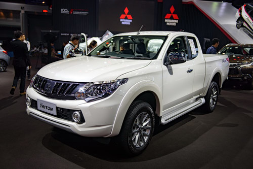 Mitsubishi Triton 2018 cải tiến có giá từ 345 triệu đồng - 5