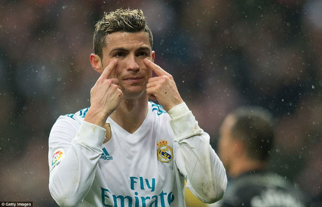 Tin HOT bóng đá tối 15/1: Ronaldo tệ nhất sau 12 năm - 1