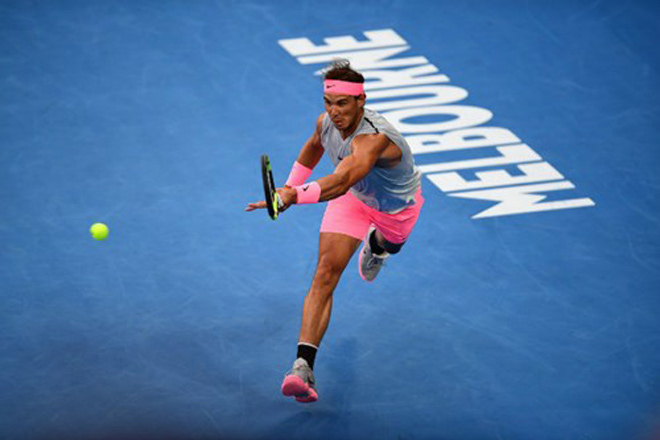 Kiệt tác Australian Open: Nadal xé gió bẻ bóng &#34;góc chết&#34;, đối thủ nằm sân - 1