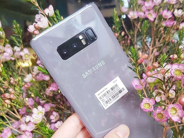 Ngắm Galaxy Note8 màu Tím khói hút hồn phái đẹp