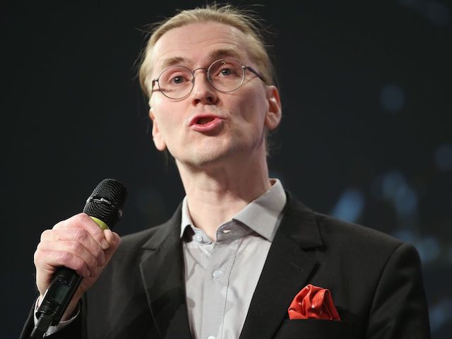 Công nghệ thông tin - Huyền thoại của làng bảo mật thế giới sẽ trình bày vấn đề gì khi thăm VN?