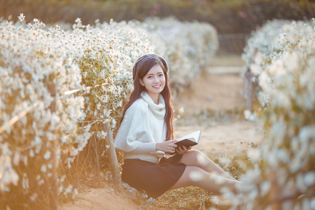 Vẻ đẹp nữ tính, cuốn hút của cô giáo dạy Toán đẹp nhất Hà Nội.&nbsp;