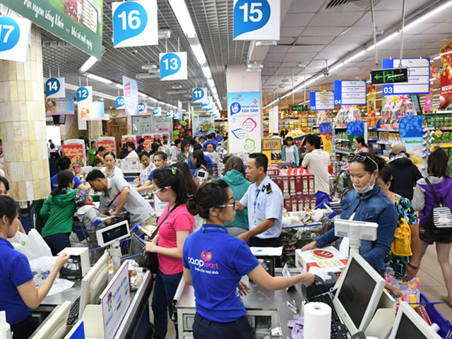 Siêu thị Co.opmart Tân Thành khai trương giảm giá sâu và tặng Iphone X - 1