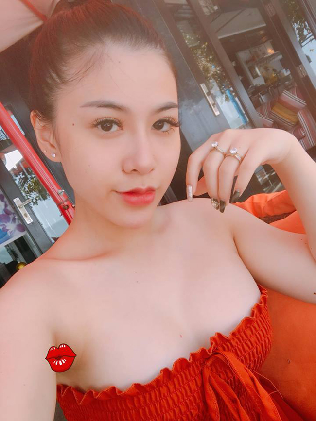 Không chỉ vậy, Thanh Nhàn còn thành thạo hai ngoại ngữ khác là tiếng Nhật và tiếng Tây Ban Nha.&nbsp;