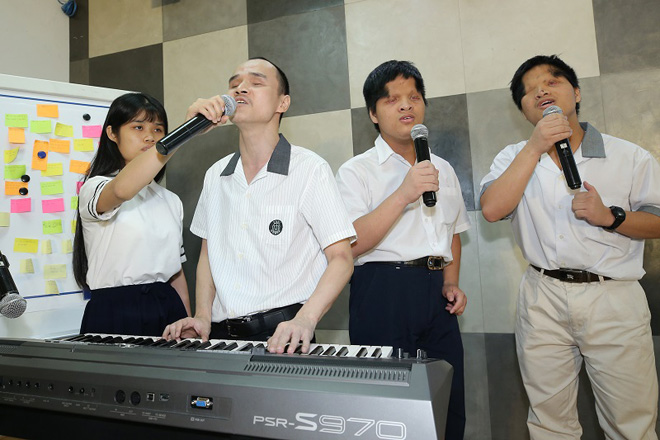 Xúc động buổi tọa đàm “Công nghệ thu hẹp khoảng cách giữa người khuyết tật và thế giới” - 5