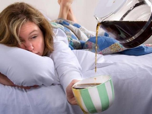 Sức khỏe đời sống - Làm gì để cứu cơ thể khi 'say' cà phê?