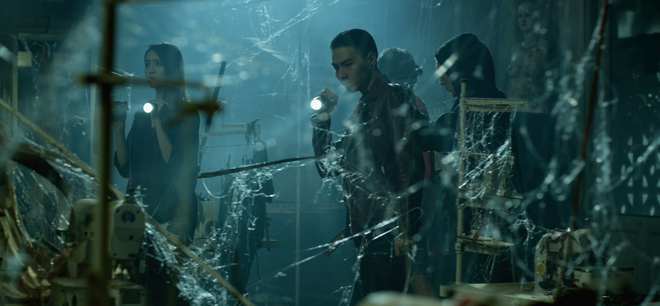 "Xưởng 13": Phim kinh dị đủ chất liệu, thiếu tinh tế - 2