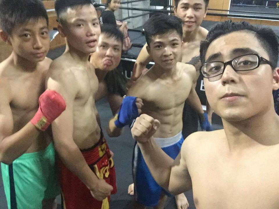 Em trai Sơn Tùng bất ngờ lột xác đầy nam tính - 6