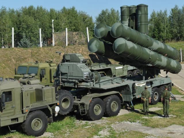 Nga chuyển hệ thống tên lửa S-400 tối tân và uy lực cho TQ