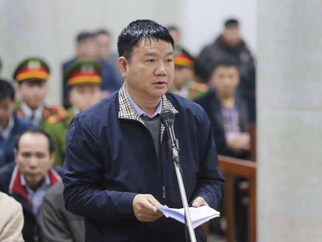 Tin tức trong ngày - Xử vụ ông Đinh La Thăng: HĐXX có thể ít nhiều bị "ảnh hưởng tâm lý"