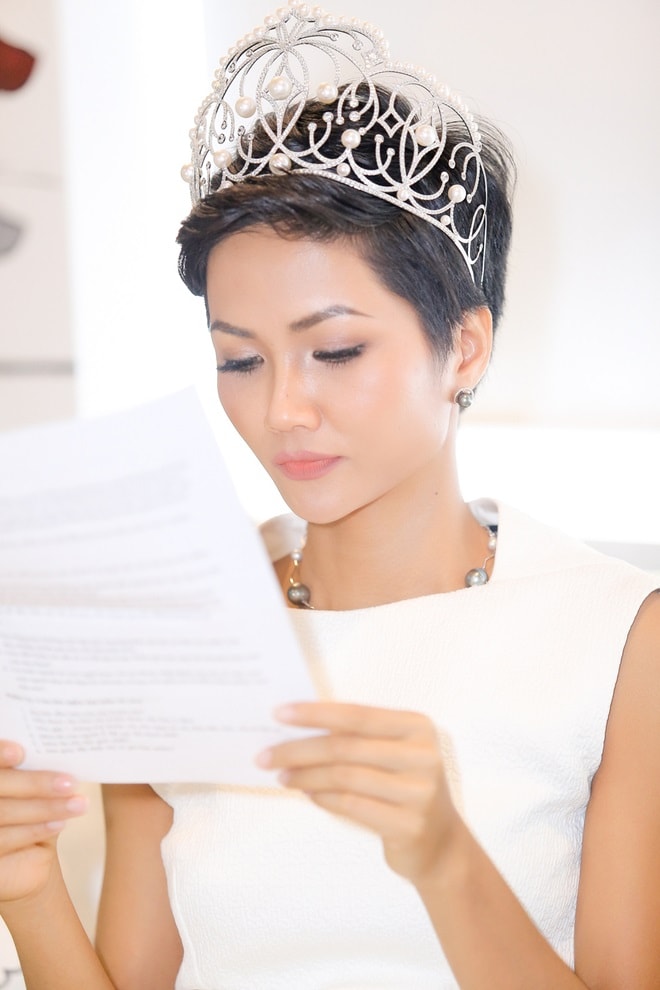 Hoa hậu H'Hen Niê: "Tiếng Anh là cản trở lớn nhất" - 5