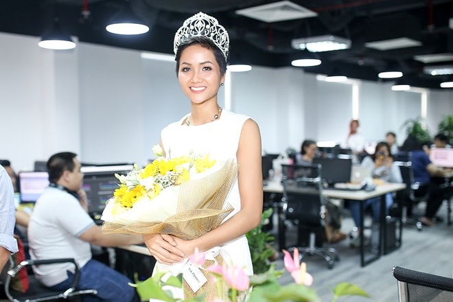 Hoa hậu H'Hen Niê: "Tiếng Anh là cản trở lớn nhất" - 4