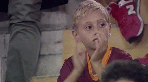 Bắt gặp những cổ động viên bóng đá siêu "bá đạo" - 7