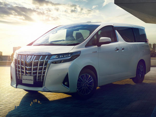 Toyota Alphard và Vellfire 2018 đến gần Việt Nam - 1