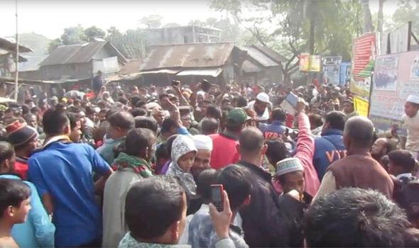 Bangladesh: Hổ dữ ăn thịt người bị dân làng đánh đập đến chết - 2