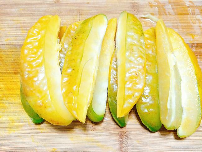 Cách làm mứt khế dẻo dẻo, chua chua ăn là nghiện - 3
