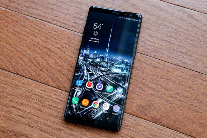 Chọn smartphone màn hình tràn viền để xem chung kết U23 Việt Nam - 1