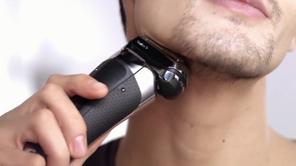 Đỗ đại học nhưng không đủ tiền học, nay thành ông chủ sở hữu 70.000 tỷ - 2