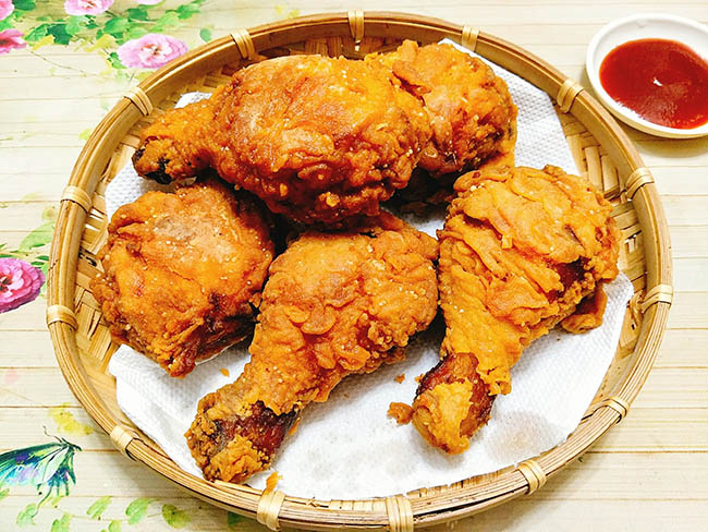 Bí quyết làm gà chiên giòn rụm đậm đà y như ngoài hàng - 8