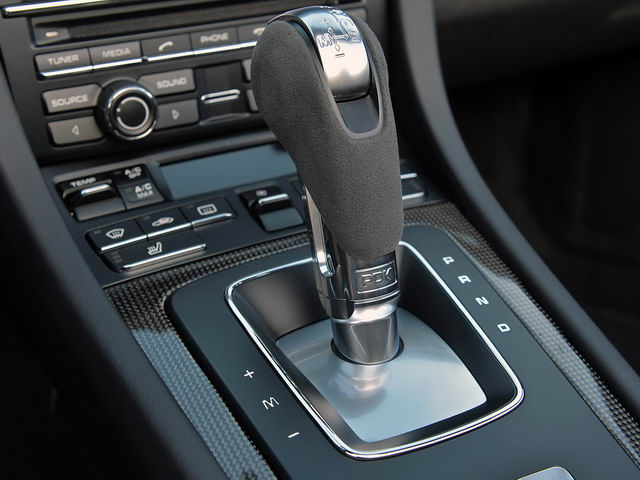 Kỹ năng gạt số thủ công trên ô tô số tự động - 1