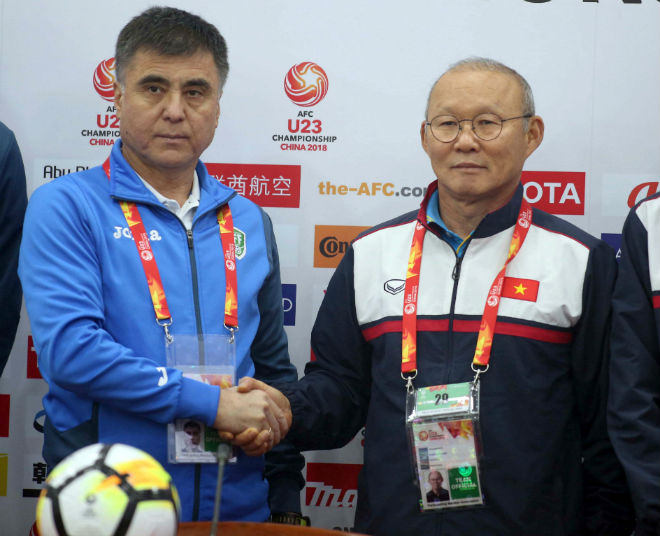 U23 Việt Nam đá chung kết châu Á: HLV Uzbekistan cũng mê xem Quang Hải - 1