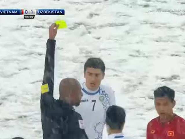 Bóng đá - Cầu thủ U23 Uzbekistan nóng mắt, xô đẩy SAO U23 Việt Nam